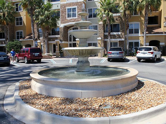 2nd image of 8539 GATE Parkway W #434