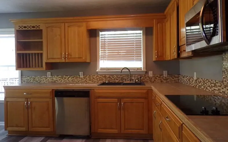 167 Lakeview Dr — Photo 41