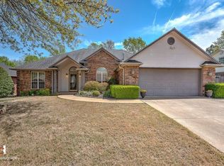 1303 N Mallard Ln, Rogers, AR 72756