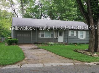 7207 Horton St, Overland Park, KS 66204