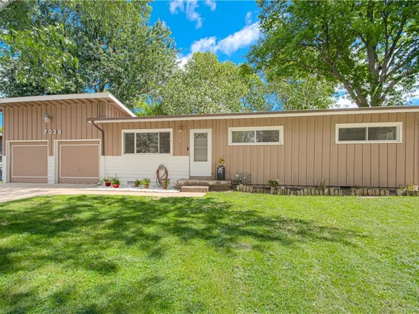 7039 NW Coronado St, Kansas City, MO 64152