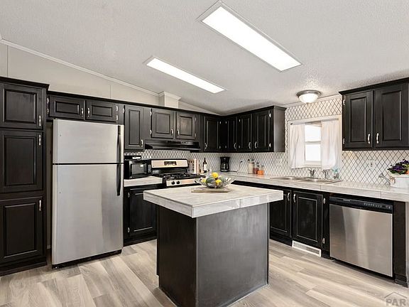 3rd image of 808 N 13th St