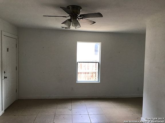3rd image of 2435 Potosi St