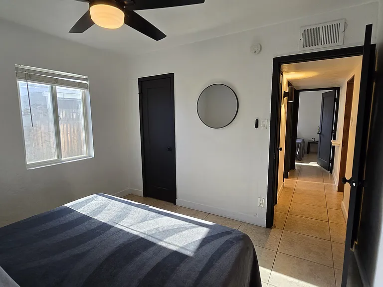 1920 W Mulberry Dr — Photo 10