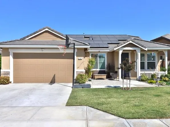 545 San Joaquin Ct, Hollister, CA 95023