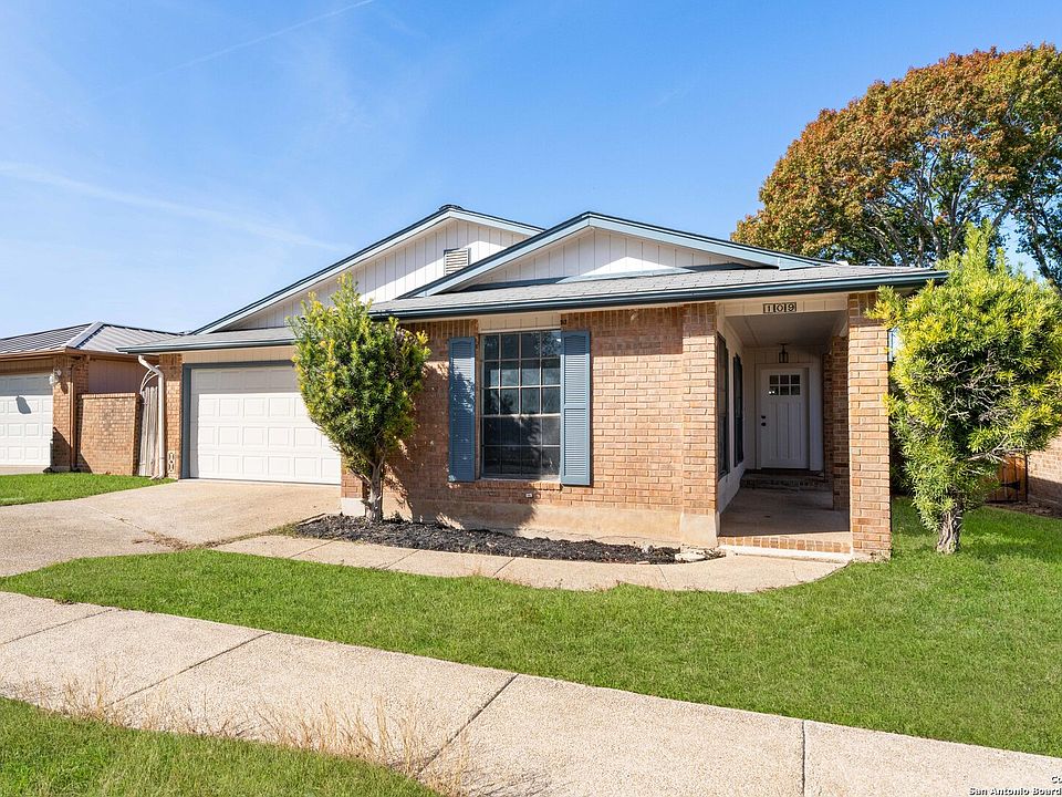 1st image of 109 Deerglen