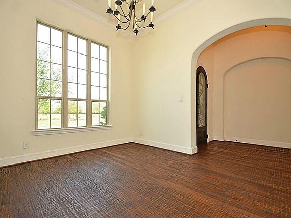 4th image of 74 Walton Water Way Ln
