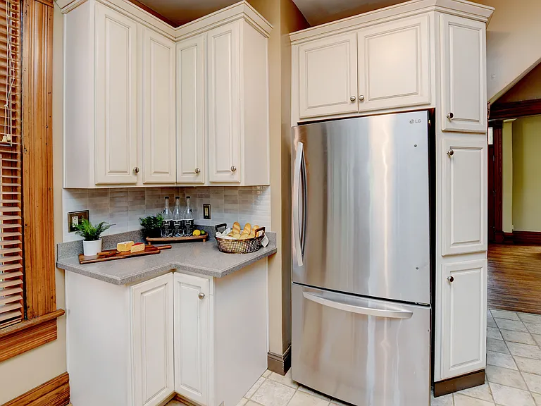 355 King Ave — Photo 10