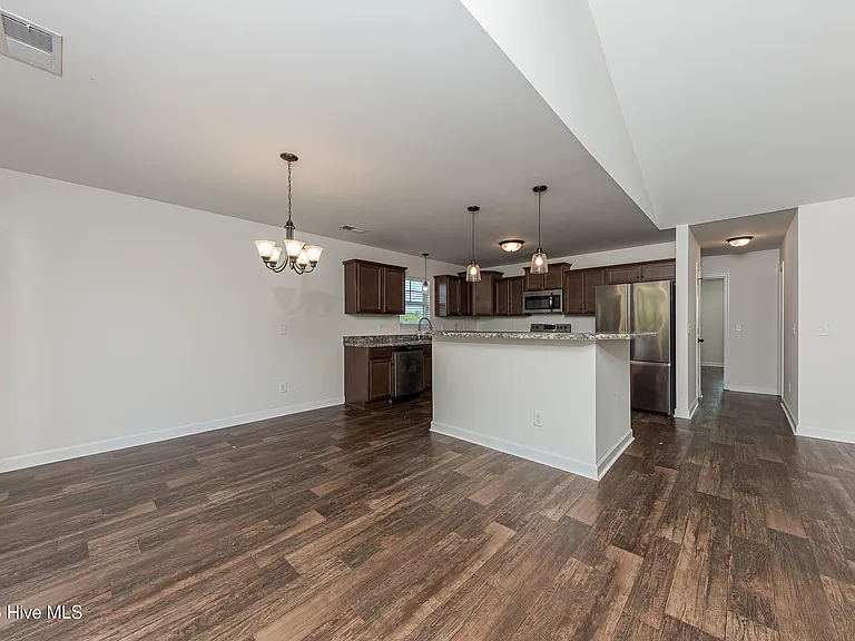 100 Mingo Dr — Photo 9