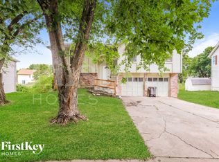 704 Autumn Dr, Belton, MO 64012