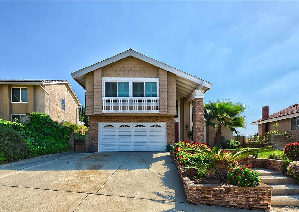 1st image of 23420 Amberwick Pl