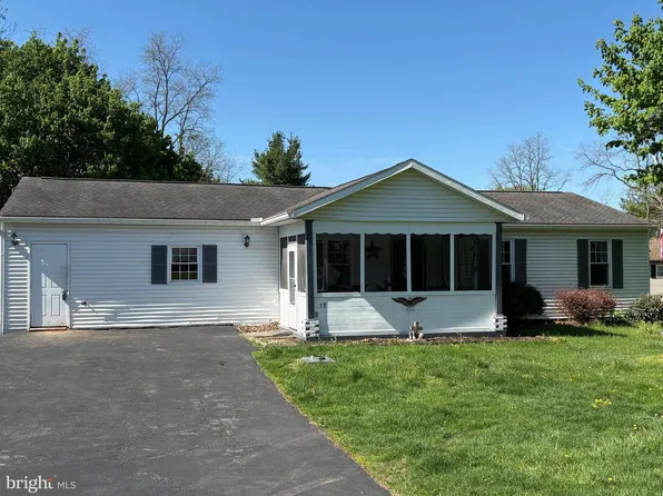 58 Old Stonehouse Rd S, Carlisle, PA 17015