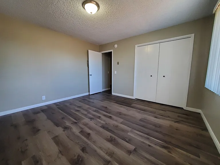3462 Preble Ave — Photo 18