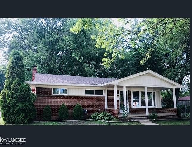 1st image of 36045 Lucerne St