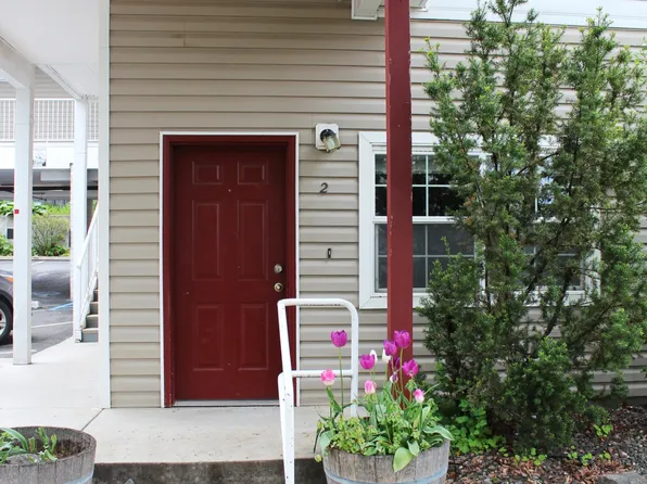 822 NE A St APT 2, Pullman, WA 99163