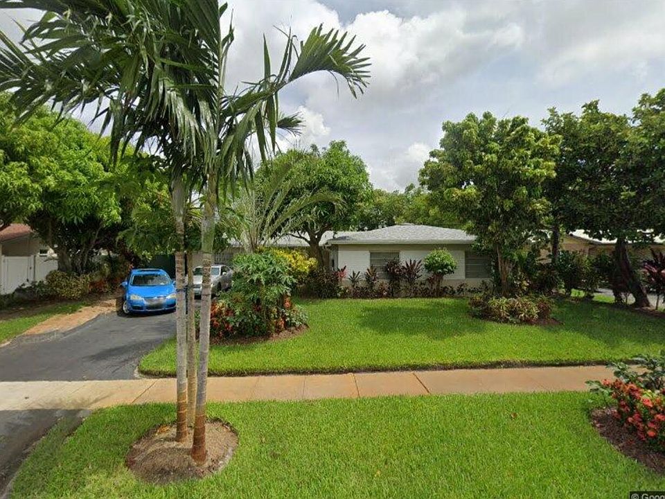 1st image of 4441 NW 13TH Street