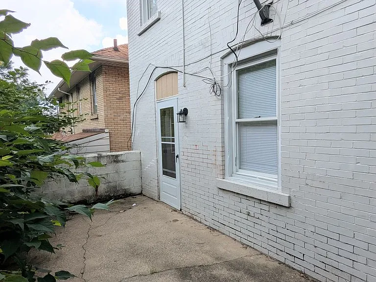 320 Aidyl Ave — Photo 16