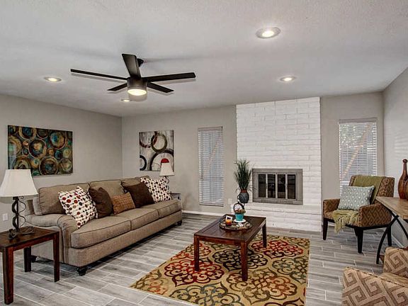 4th image of 5108 W Corrine Dr