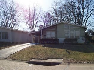316 Orchard Ave, Ballwin, MO 63021