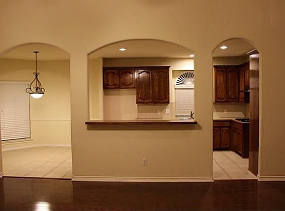 5th image of 4940 Giordano Way