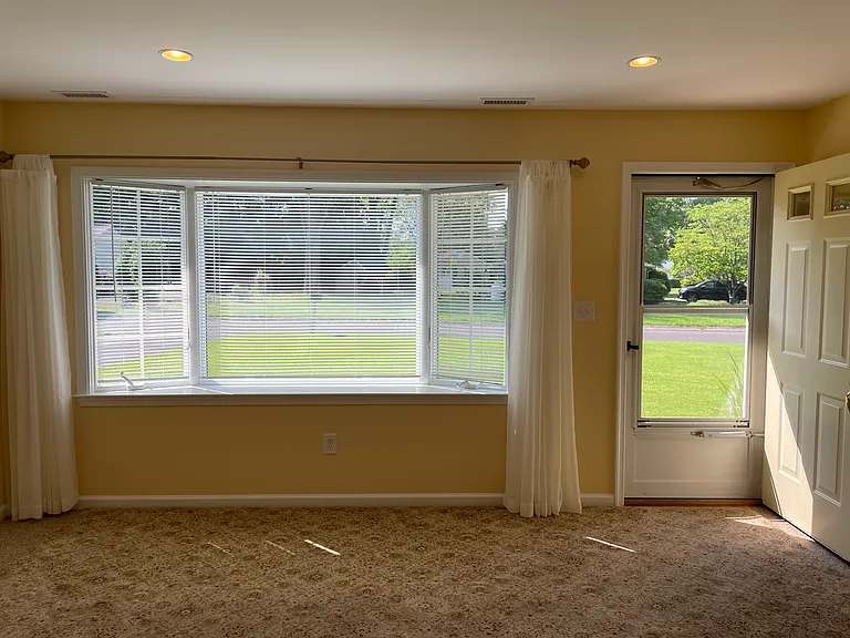 111 Maple Ln — Photo 12