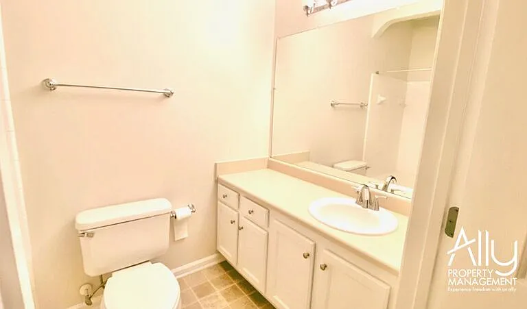 270 Riverbend Dr #1-1B — Photo 18