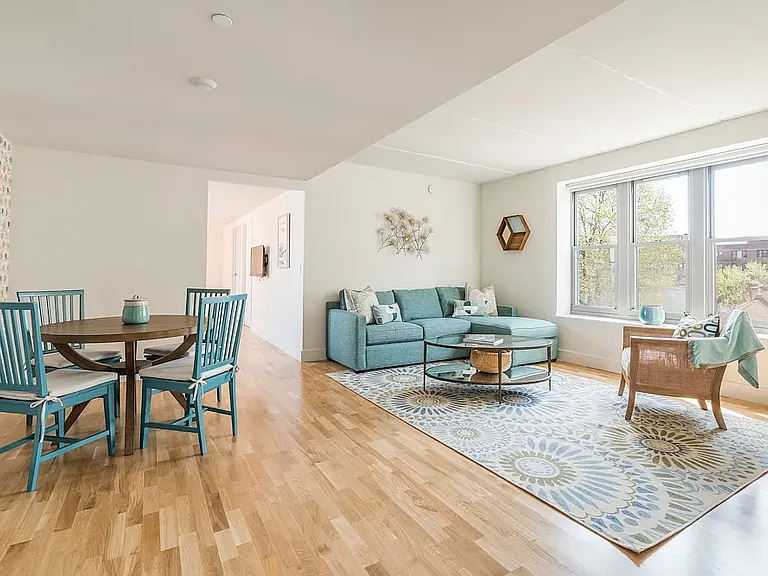 310 Clarkson Ave #505 — Photo 2