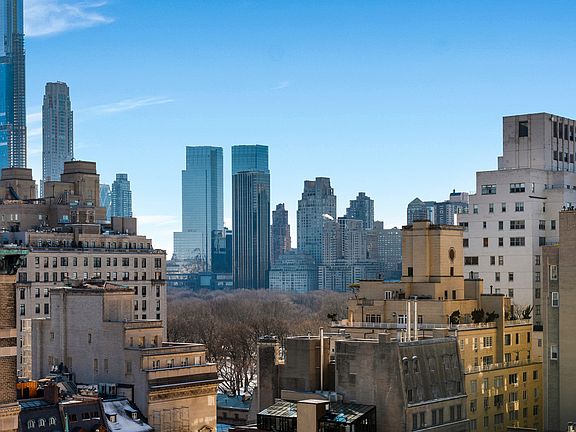 4th image of 45 E 72nd St Penthouse A