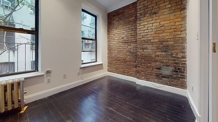 Rented by Bond New York | media 8