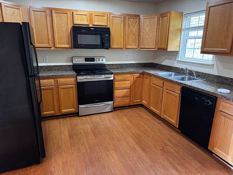 206A Dalton St #206A — Photo 3
