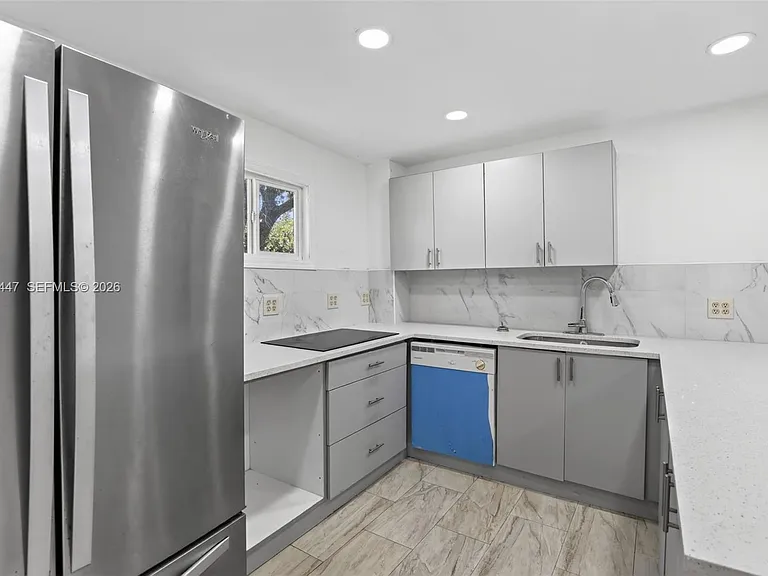 14401 SW 23rd St — Photo 16