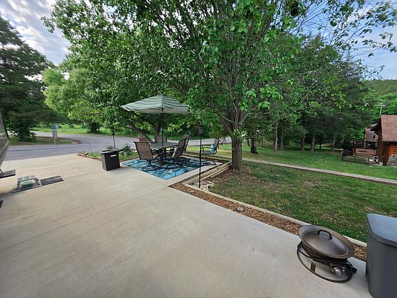 4th image of 175 Cedar Glade Drive