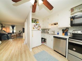 23 Seymour Rd UNIT 2G, East Granby, CT 06026