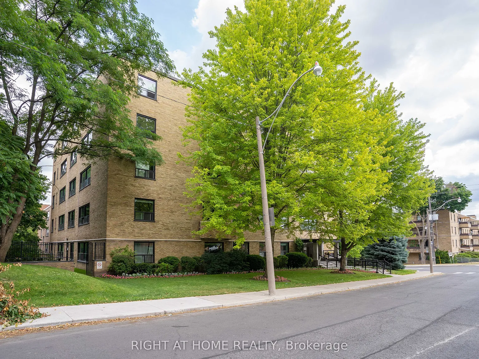 1 bed, $1,850 — Photo 2