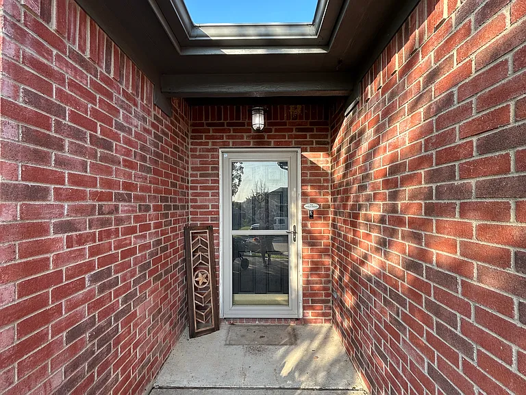 6404 Downeast Dr — Photo 1