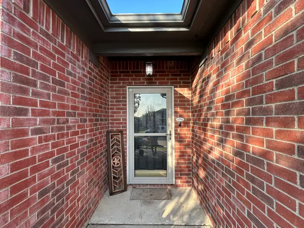 6404 Downeast Dr, Fort Worth, TX 76179