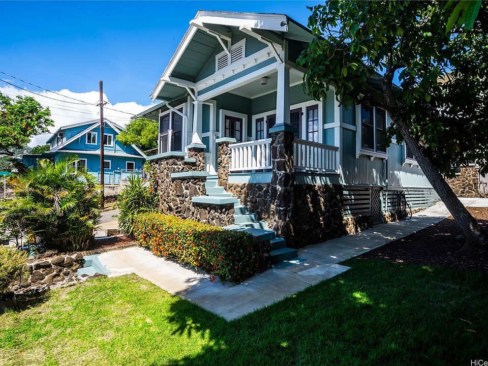 1st image of 1775 Lusitana St