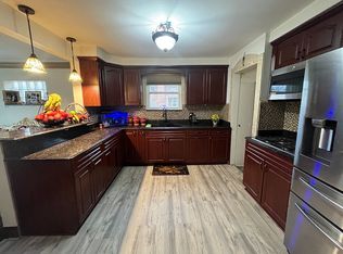 7750 Manor St, Dearborn, MI 48126