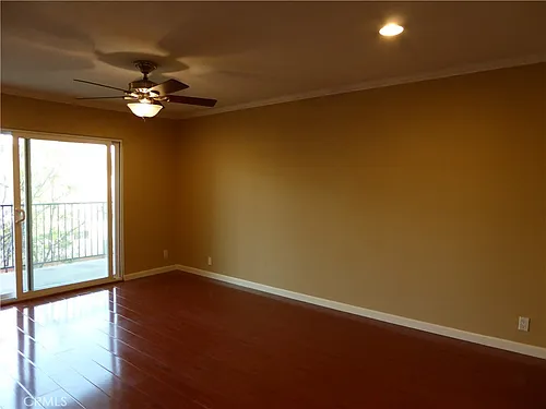 400 N Acacia Ave Photo 1