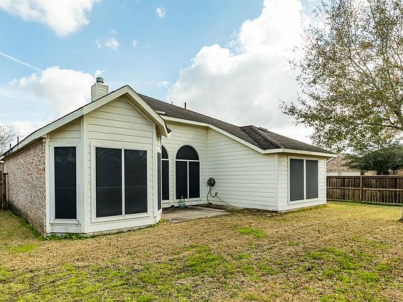5th image of 2808 Garner Park Dr