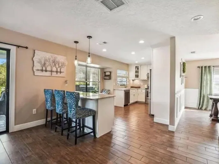 1326 Corner Oaks Dr — Photo 10