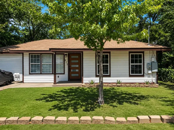 617 McCubbin St, Gainesville, TX 76240