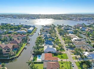 1522 Pelican Ave, Naples, FL 34102