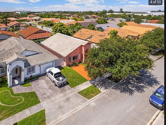 3rd image of 8790 NW 142nd St