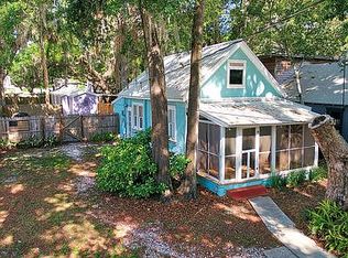 215 3rd Ave N, Safety Harbor, FL 34695