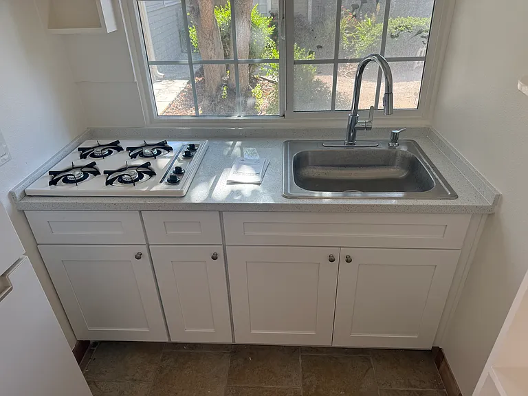 806 W Hamilton Ave — Photo 6