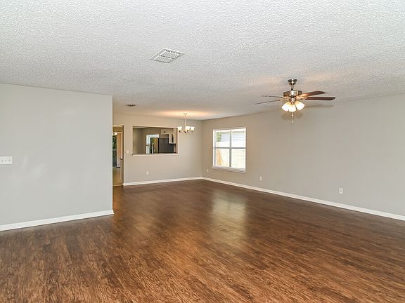 4th image of 13434 Ashford Wood Ct E