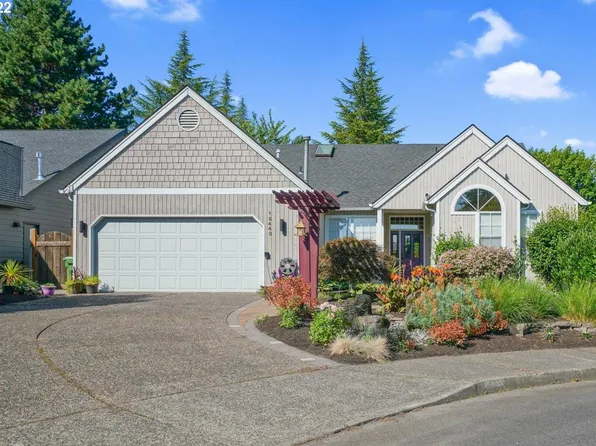 15443 SW Meadowlark Ct, Lake Oswego, OR 97035