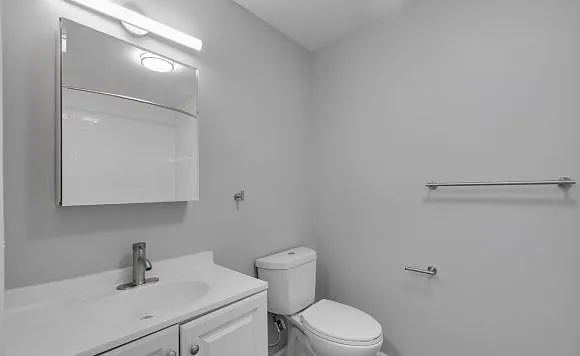 227 W 4th St #2A — Photo 13