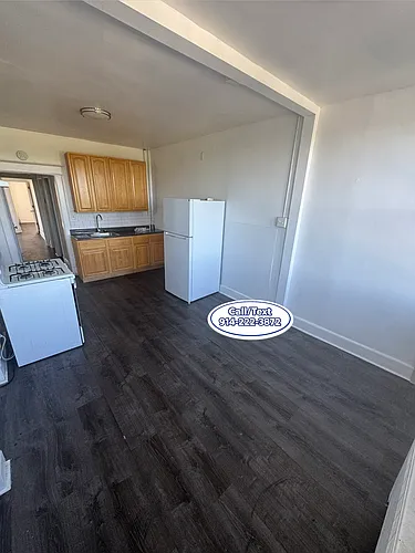 152 Ridge Ave Photo 1